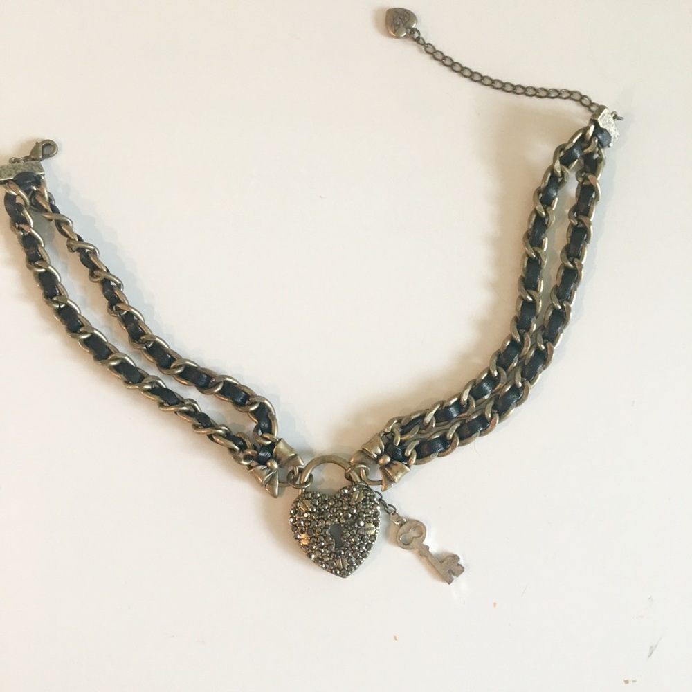 Betsey Johnson heart choker necklace